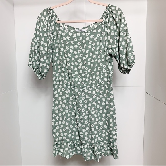 Flynn Skye Dresses & Skirts - Flynn Skye | Green Puff Sleeve Floral Mini Dress S
